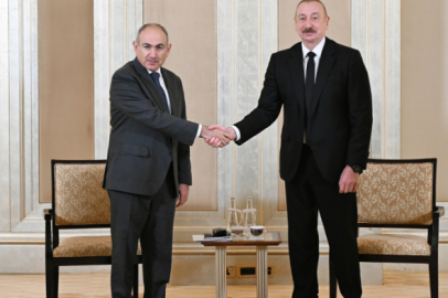 Ermenistan ve Azerbaycan Liderleri Barış Görüşmeleri İçin  BAE’de Bir Araya Geldi
